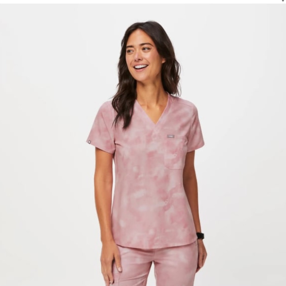 Figs Small Top MP Joggers Marbled Rose Set